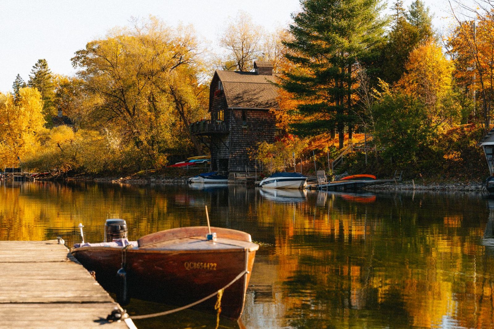 A heritage steamship at the Gravenhurst wharf on Lake Muskoka, a classic start to a Muskoka cruise day