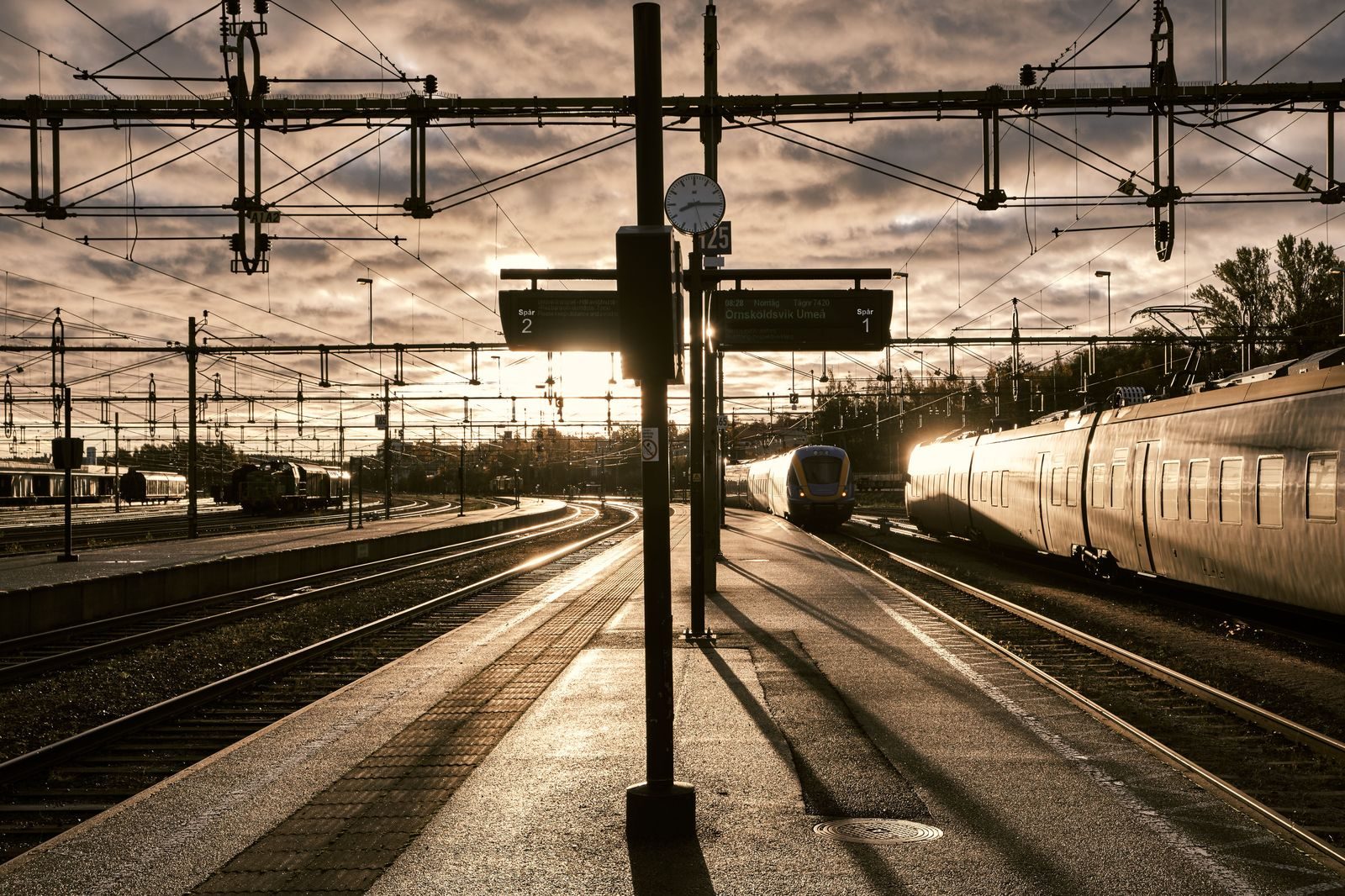 A commuter-rail platform, the usual alternative to a car between Newmarket, Aurora and Toronto