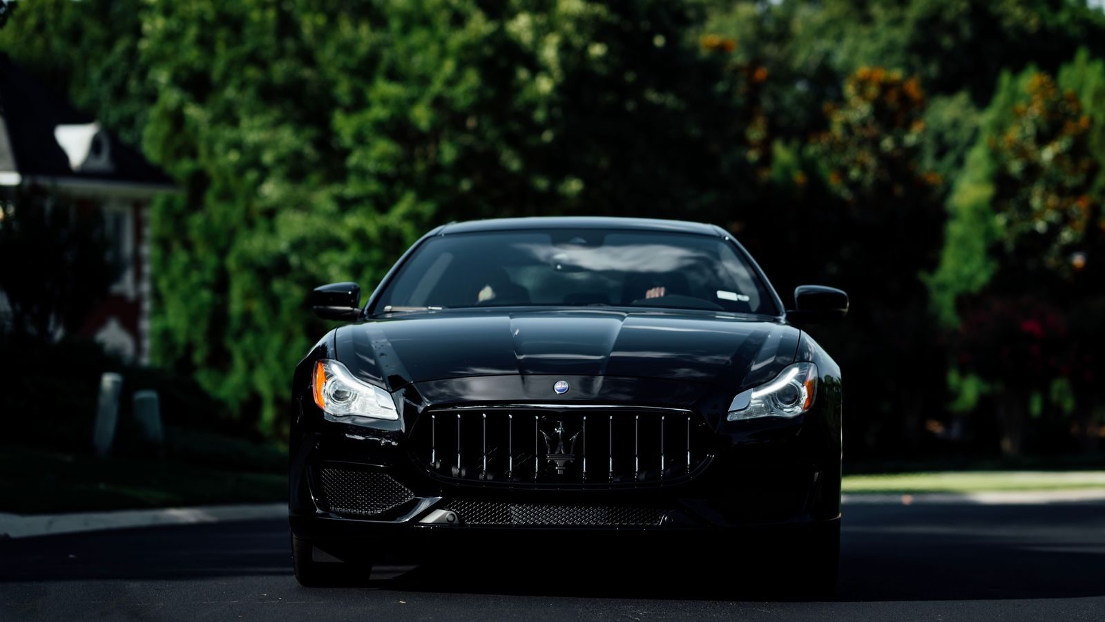 Barrie Limo Rates: Fixed Fares, Hourly & Airport Prices
